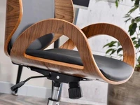 Designerski fotel do biurka drewniany GINA orzechowo czarny - oryginalna bryła