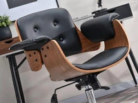 Stylowy fotel biurowy obrotowy z drewna i skóry DUCK orzech - nowoczesna forma